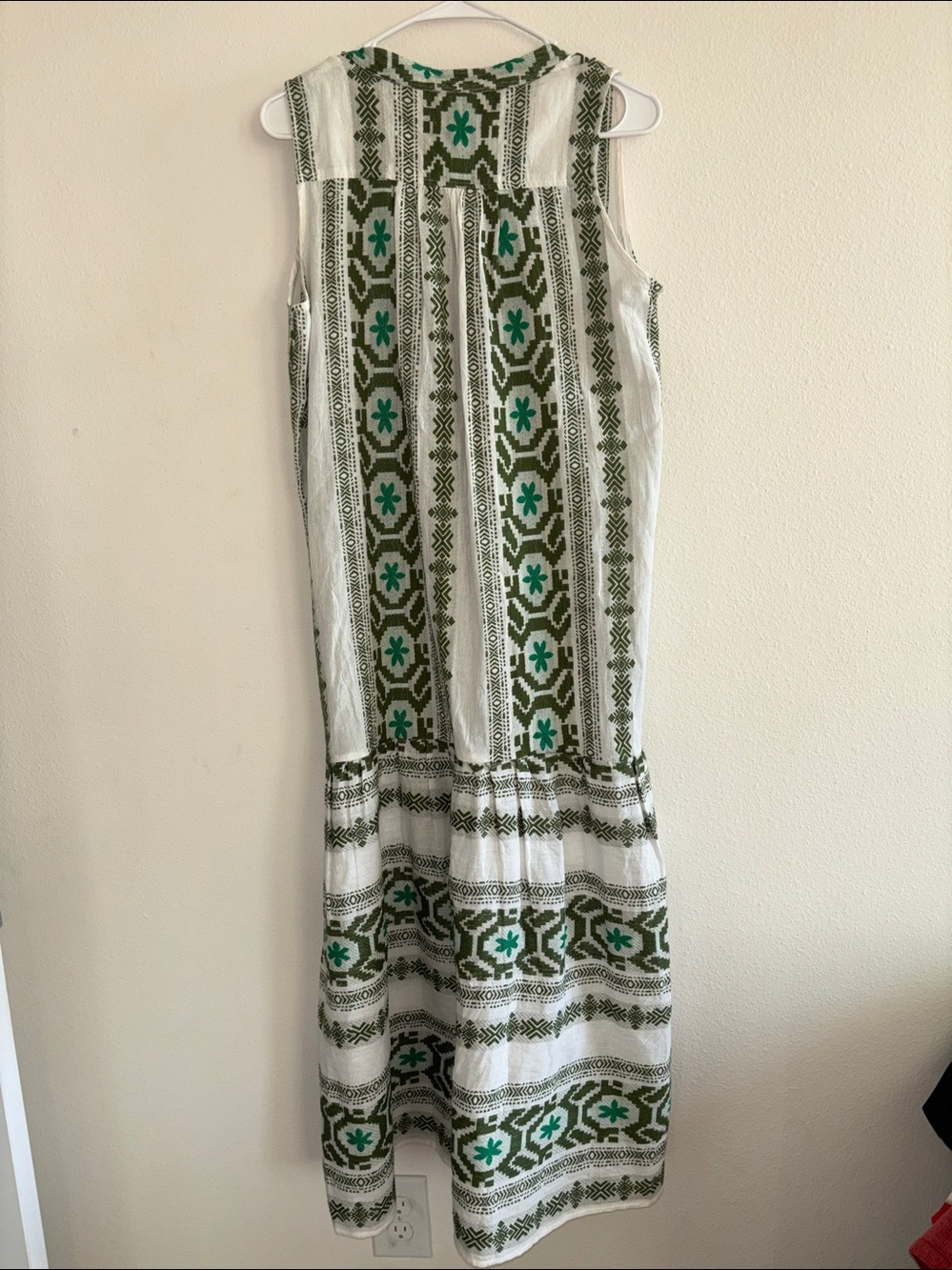 Elan White and Green Sleeveless Maxi with Tassel Tie - Picture 4 of 4